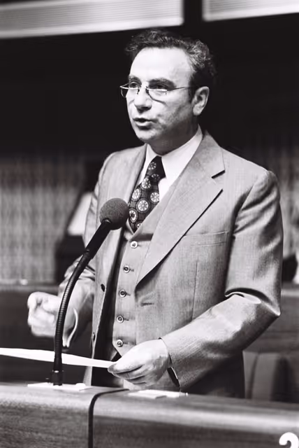 Nuotrauka 13: Plenary session in Strasbourg in April 1977