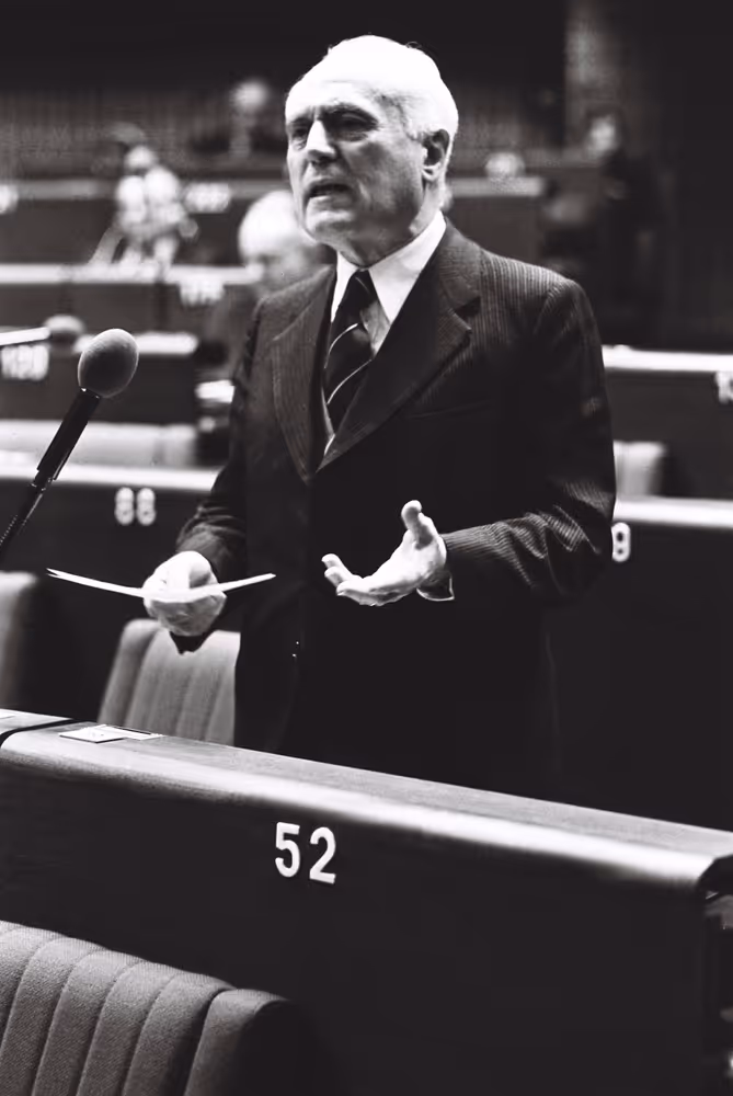 Plenary session in Strasbourg in April 1977