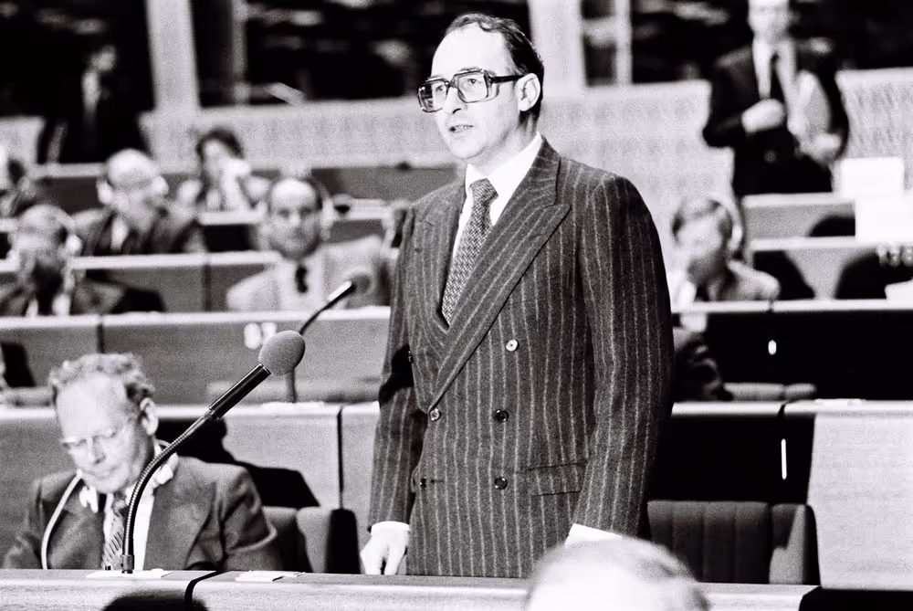 Plenary session in Strasbourg in April 1977