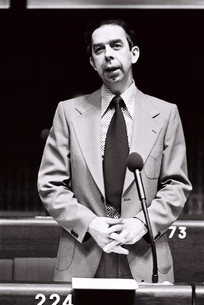 Plenary session in Strasbourg in April 1977