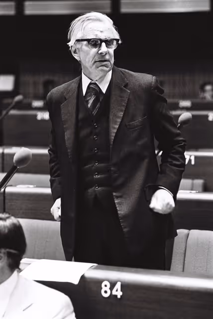 Nuotrauka 6: Plenary session in Strasbourg in April 1977