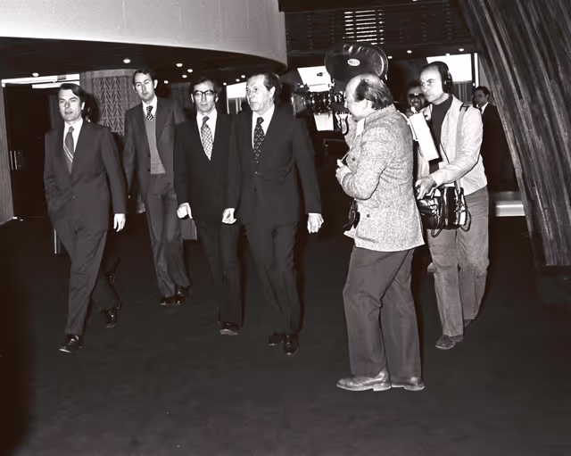 Foto 21: Takeover of David OWEN in the United Kingdom Presidency