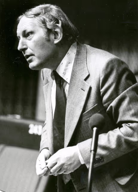 Fotó 7: Plenary session in June 1977