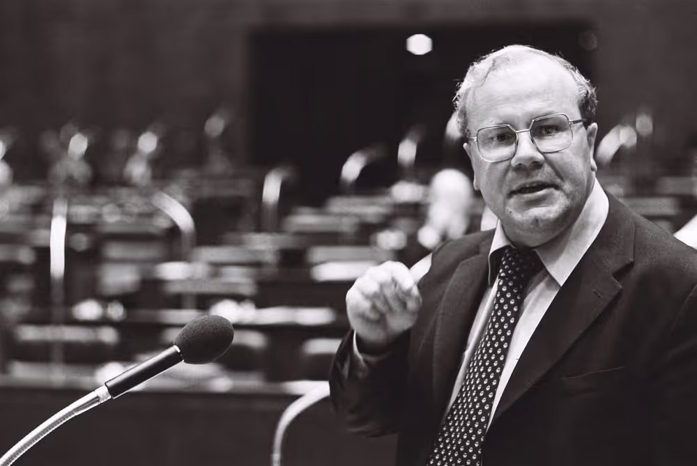 Martin BANGEMANN during a plenary session in October 1977.