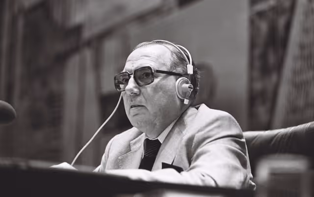 Foto 34: The Vice President Hans August LUCKER during a session in Luxembourg in October 1977.