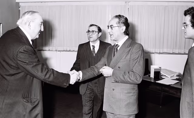 Foto 20: Emilio COLOMBO meets with journalists in Strasbourg