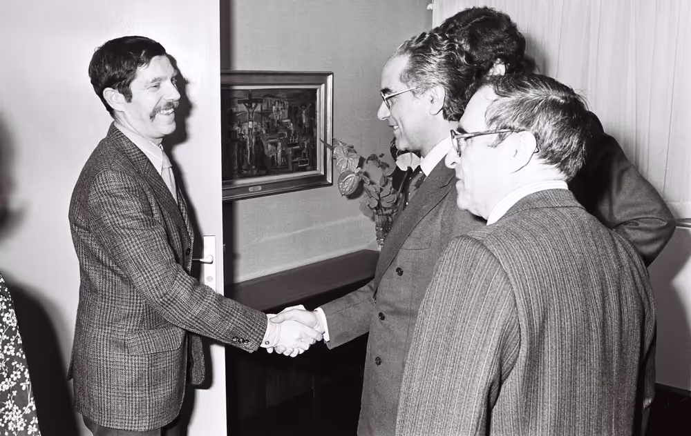 Emilio COLOMBO meets with journalists in Strasbourg