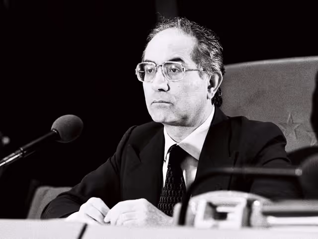 Fotografia 15: Plenary session in Strasbourg in December1977