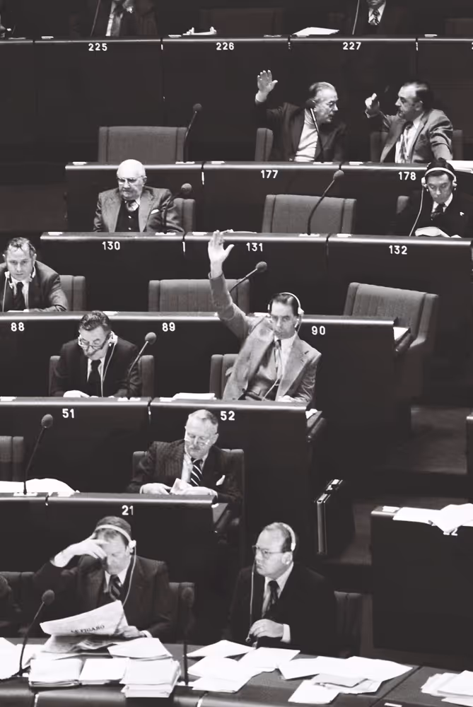 Plenary session in Strasbourg in December1977