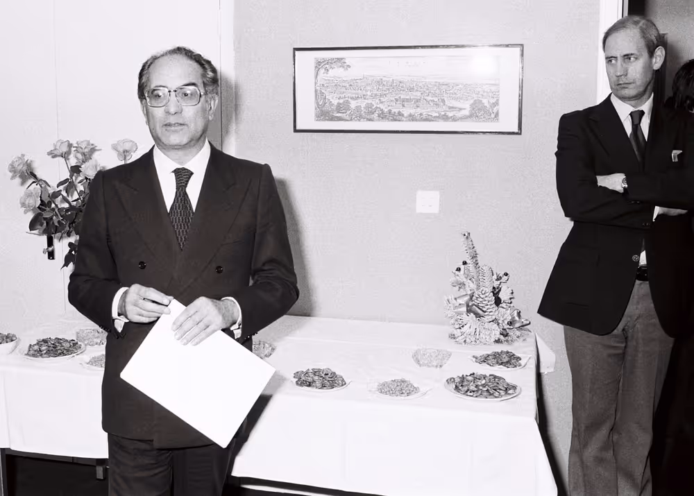 Emilio COLOMBO meets with journalists in Strasbourg