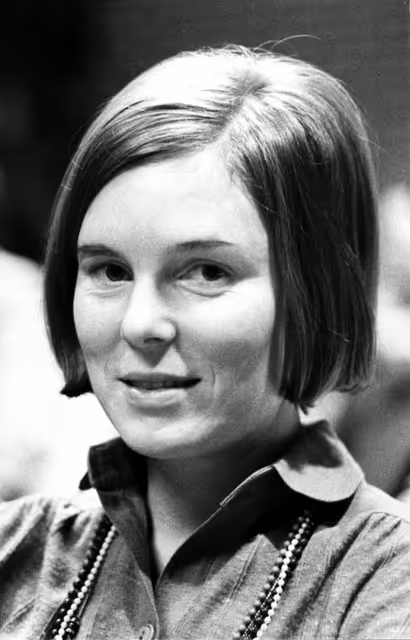 Fotogrāfija 8: Portrait of Johanna MAY-WEGGEN, ARP