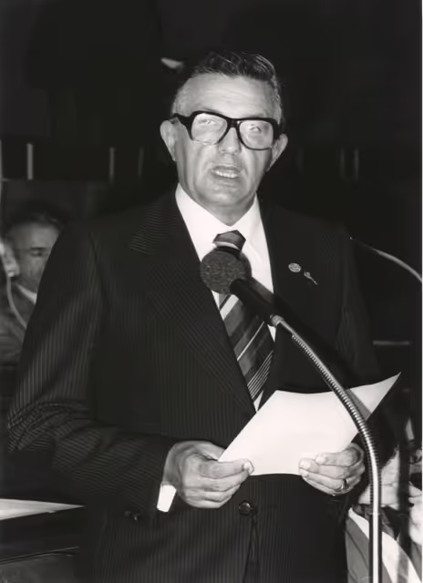 Fotografie 13: Frankie Léopold HANSEN during a plenary session in Luxembourg, 3-7 July 1978.