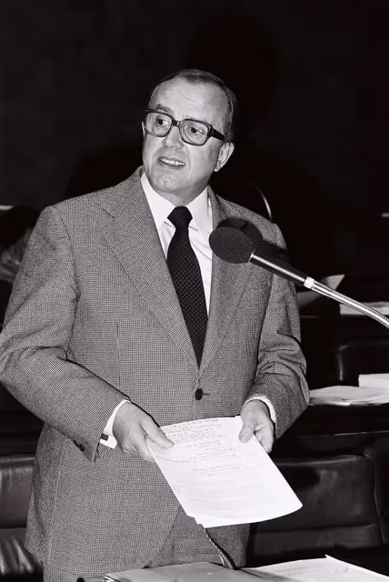 Foto 25: The delegue Rudolf LUSTER during a session in Luxembourg in September 1978.