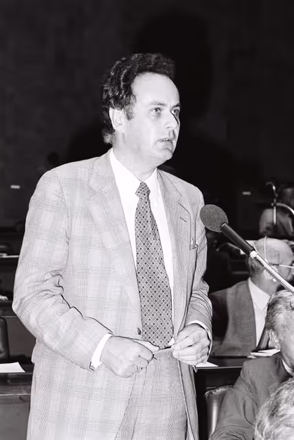 Foto 28: The delegue Siegbert ALBER during a session in September 1978.