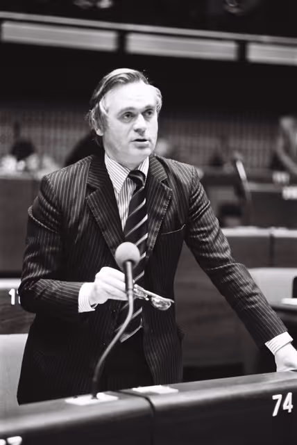 George CUNNINGHAM, Member of the European Parliament, during a session in Strasbourg in October 1978.