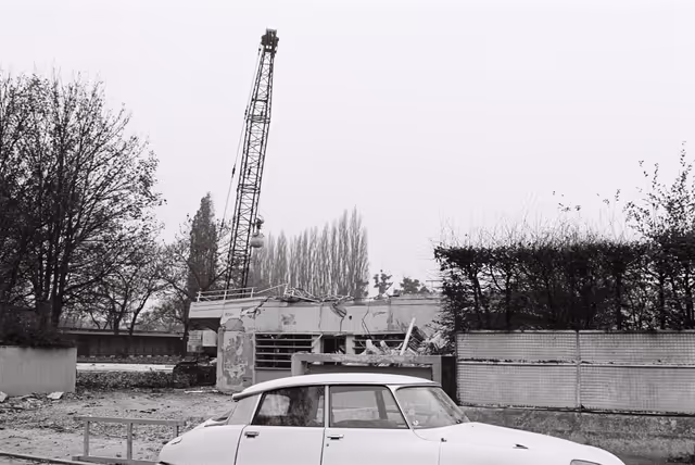 Zdjęcie 8: Demolition of the former EP building in Strasbourg, November 1978..