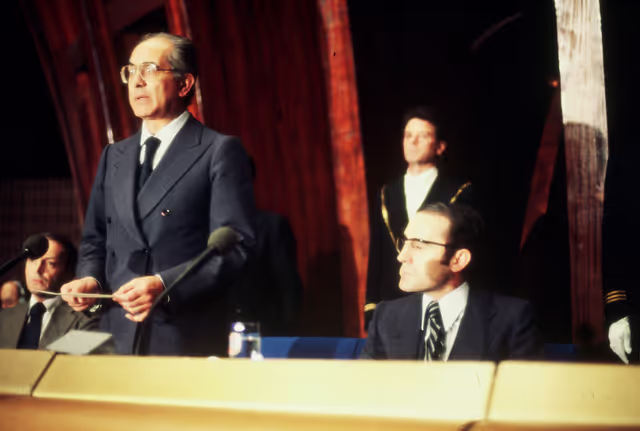 Nuotrauka 19: First democratic President of Portugal, EANES, visiting the European Parliament in 1978