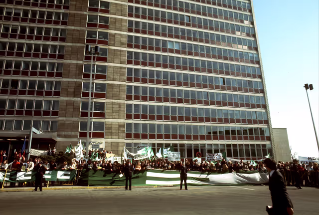 Nuotrauka 24: First democratic President of Portugal, EANES, visiting the European Parliament in 1978