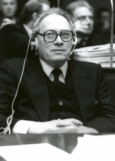 Plenary session in December 1978
