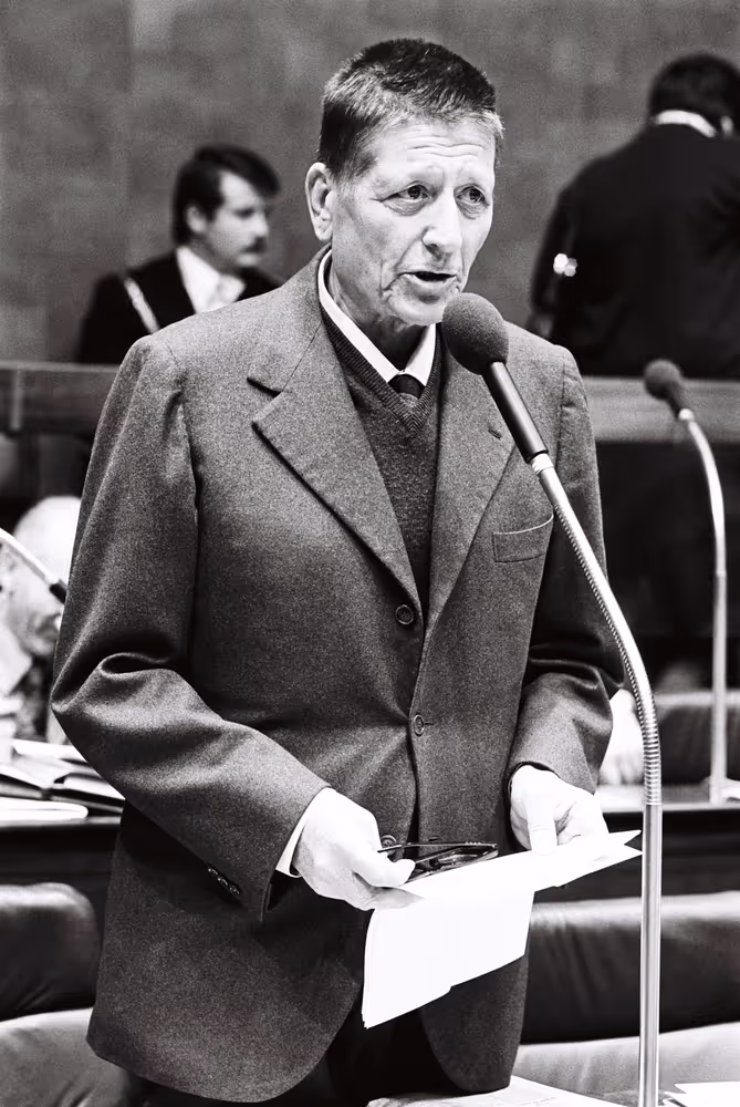 Giorgio AMENDOLA during the plenary session from December 11 to 15, 1978, in Luxembourg.