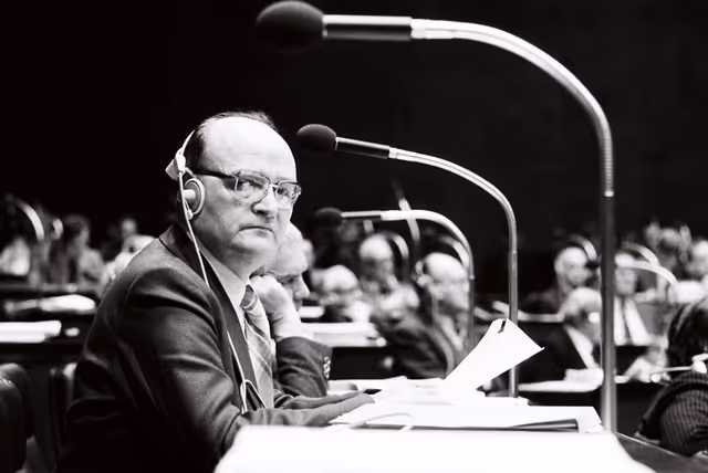 Foto 32: Plenary session in Luxembourg in February 1979.