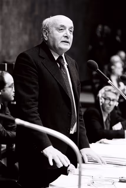 Foto 28: Plenary session in Luxembourg in February 1979.