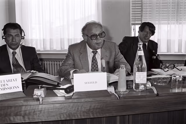 Fotografija 1: Meeting september 1979.Boulevard de l'Empereur Bruxelles