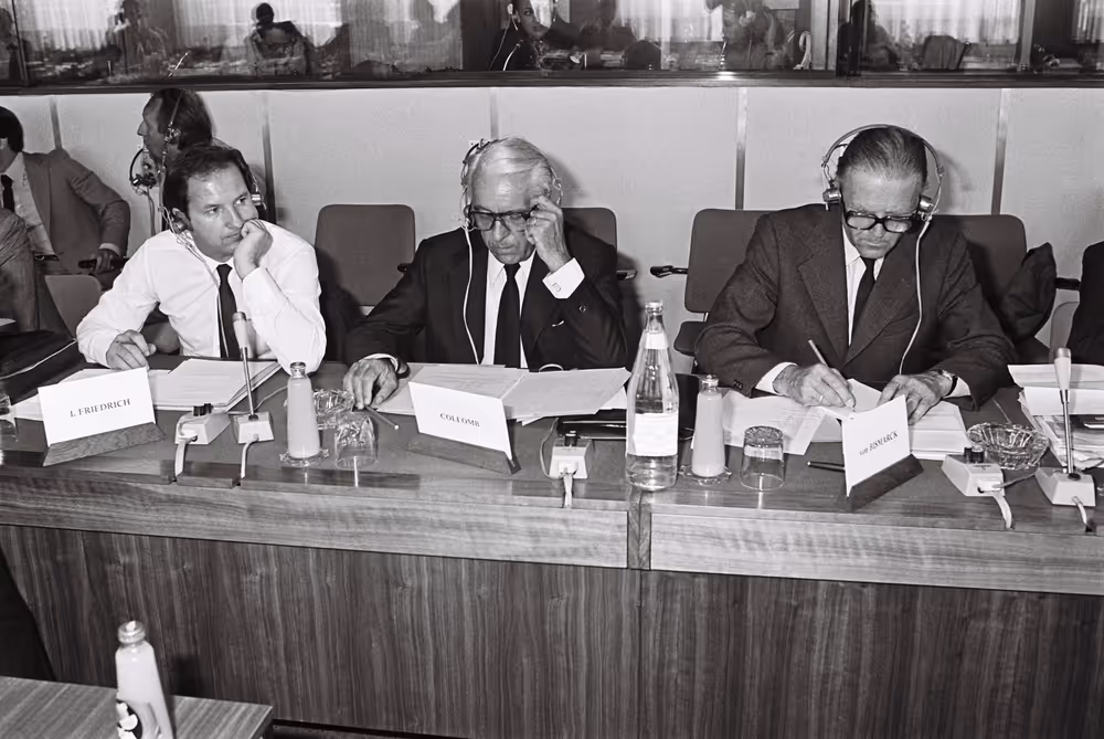 Meeting september 1979.Boulevard de l'Empereur Bruxelles