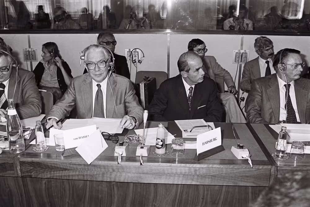 Meeting september 1979.Boulevard de l'Empereur Bruxelles