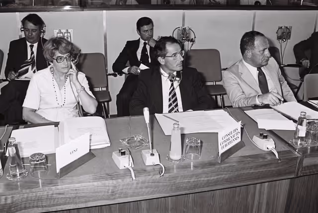 Fotografija 3: Meeting september 1979.Boulevard de l'Empereur Bruxelles