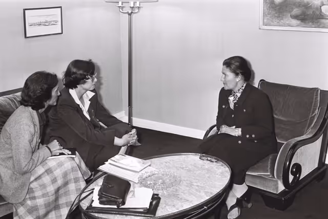 Fotografi 1: Meeting with EP President Simone VEIL - Ms Carde BELLAMY President of New York city council