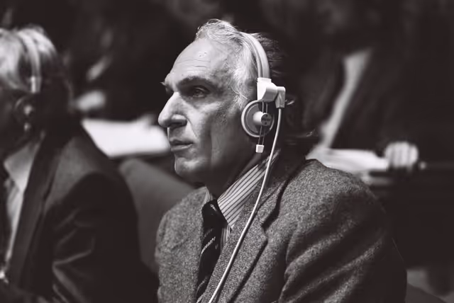 Fotografia 13: The MEP Marco PANNELLA during a session in Strasbourg on September 1979.