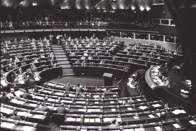 Suriet 7: Plenary session in Strasbourg on September 1979.