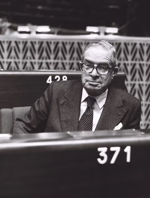 Fotografia 8: The MEP Jean REY during a session in Strasbourg in September 1979.