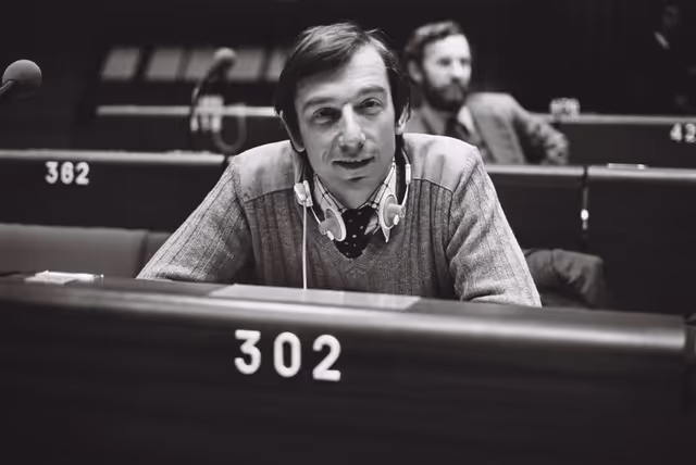 Suriet 34: The MEP William Francis NEWTON DUNN during a session in Strasbourg in September 1979.