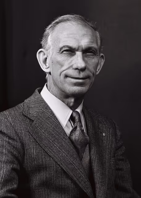 Fotagrafa 12: Portrait of the MEP Fernand DELMOTTE in September 1979.