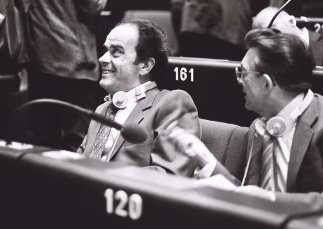 Fotografie 3: The MEP Georges MARCHAIS during a session in Strasbourg in September 1979.