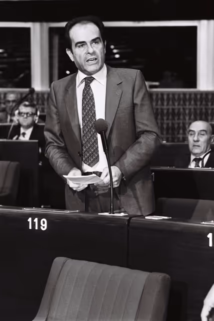 Fotografie 6: The MEP Georges MARCHAIS during a session in Strasbourg in September 1979.