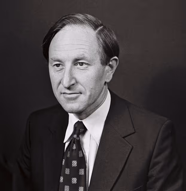 Fotagrafa 7: Portrait of the MEP Christopher M. JACKSON in September 1979.