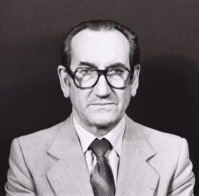 Fotagrafa 10: Portrait of the MEP Eugene L. REMILLY in September 1979.