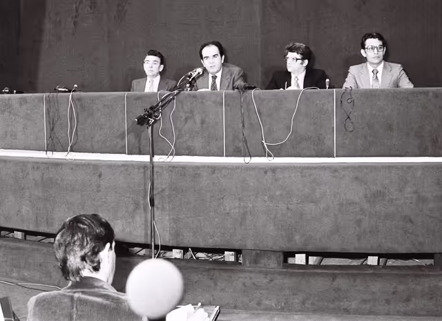 Fotografija 6: GUE-NGL meeting during a session in Strasbourg in September 1979.