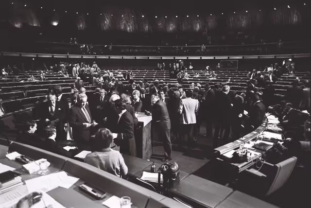 Fotografija 27: Plenary session in Strasbourg in September 1979.