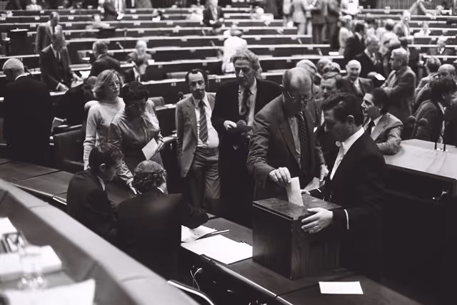 Fotografija 17: Plenary session in Strasbourg in September 1979.