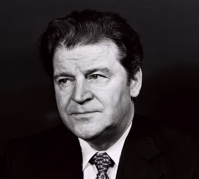 Photo 12: Portrait of the MEP Michel DEBATISSE in September 1979.