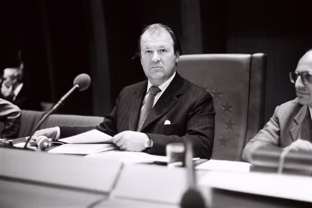 Fotografija 38: The European Parliament Vice President Basil de FERRANTI during a session in Strasbourg in September 1979.