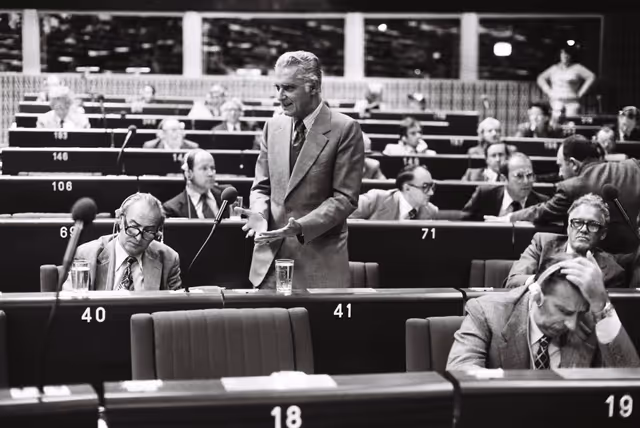 Fotografija 29: The Commissioner Antonio GIOLITTI during a session in Strasbourg in September 1979.