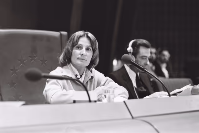 Fotó 43: The European Parliament Vice President Danielle DE MARCH during a session in Strasbourg in October 1979.