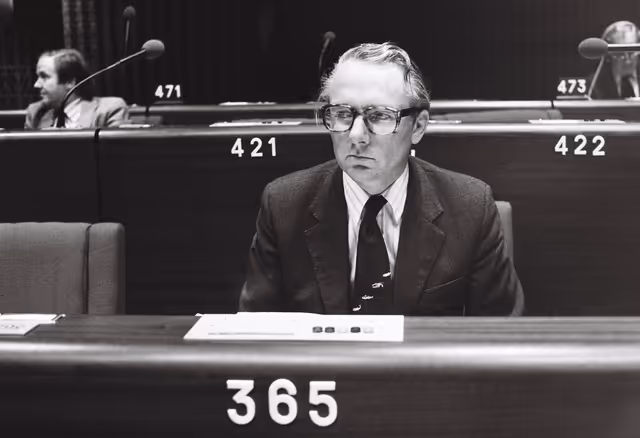Fotó 28: The MEP James L.C. PROVAN during a session in Strasbourg in October 1979.