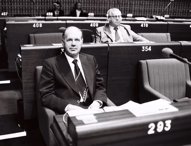 Fotó 31: The MEP Meinolf  MERTENS during a session in Strasbourg in October 1979.