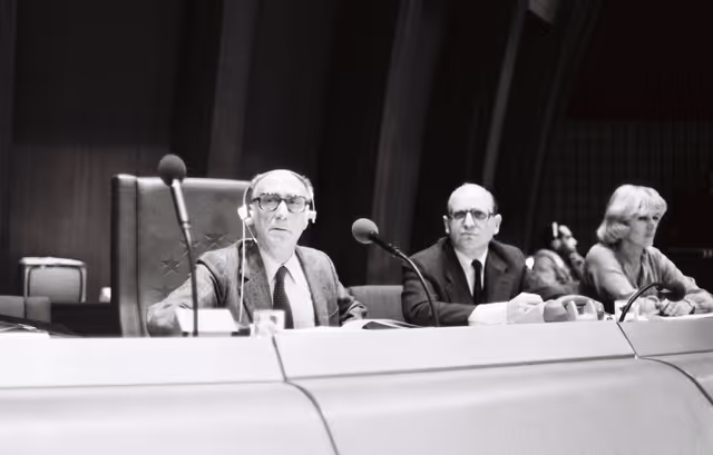 Fotó 9: Plenary session in Strasbourg in October 1979.Vote